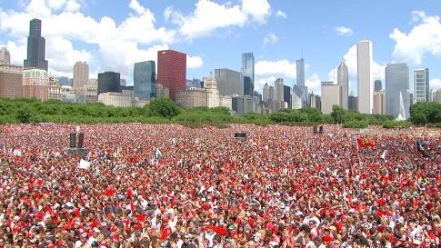 Enda_McNulty's tweet image. Chicago's ice hockey team celebrate in some style..