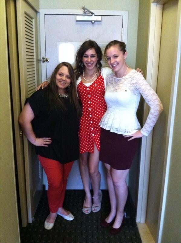 The 3 beautiful ladies representing Epsilon Gamma chapter @ convention #AOIICONV13 <a href="/JulianneDufault/">Julie Dufault</a> @AllieMarie1991