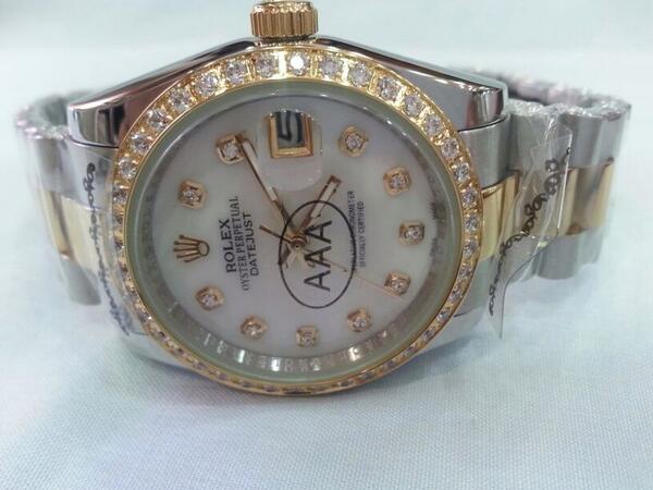 casio_321's tweet photo. ( ١ ) http://t.co/q5tUkGGS91
