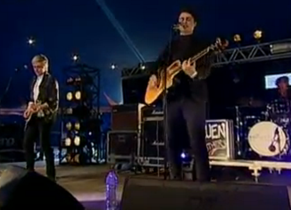 BBCintroEMids's tweet photo. Yes yes.. @ruenbrothers smashing it at Glasto on the #bbcintroducing stage at Glastonbury. Hear them with us later.. http://t.co/HWpfSObT35