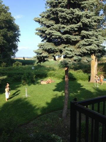 nicknorth7's tweet photo. Some ladder ball to get the night going. #cotty http://t.co/sbWaBKoJPQ