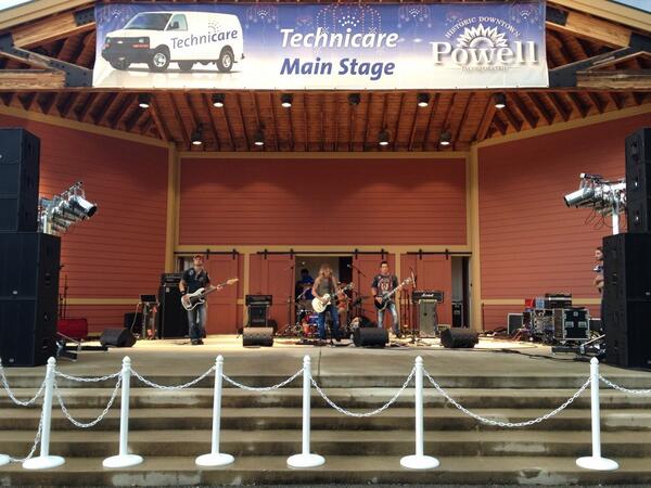 @ChillinSun is rocking out on the @MyTechnicare Main Stage right now come check them out! #PFest2013 #powellohio