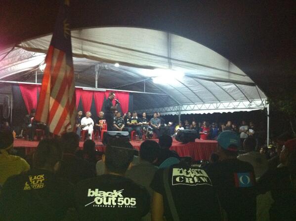 Embedded image permalink