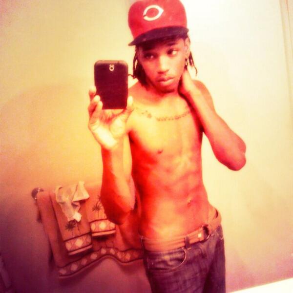 kemarcus1's tweet photo. http://t.co/iwMRM43saC
