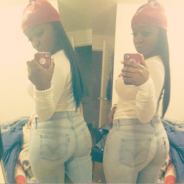 domofuckingbaby's tweet photo. @iCudGivATityFuk #AssForTity ππ http://t.co/GRfRy65rMM