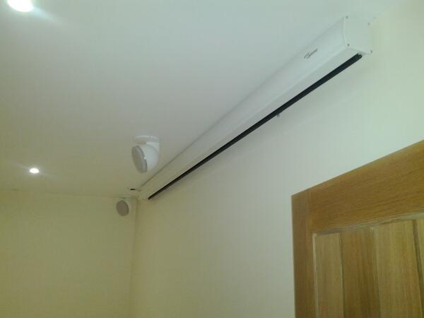 AVINHOME tweet picture
