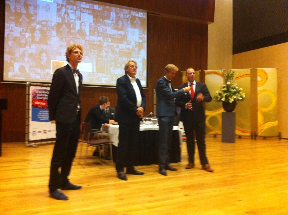 Twitter / nancyabelskamp: Oude en #nieuwetop #cnv en ...