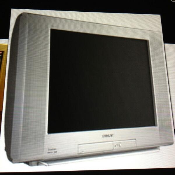 ms_awesomesauce's tweet image. For sale, $40 on @rumgr. KV-27FS120 27" FD Trinitron Wega TV. rumgr.com/r/2975