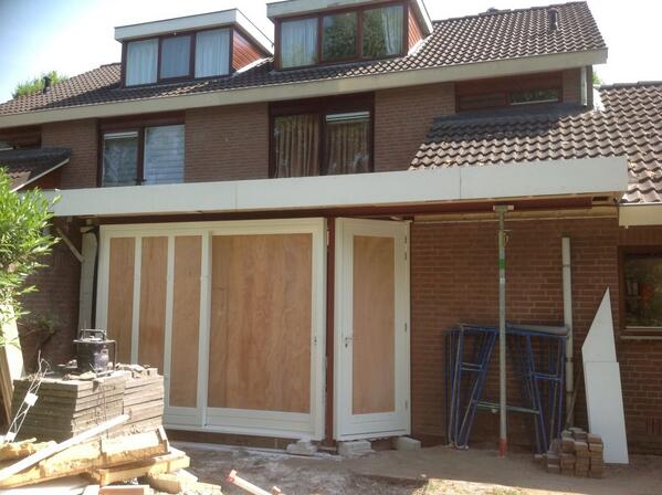 oude achtergevel eruit gehaald en nieuwe schuifpui geplaatst met <a href="/rickkemper2/">Rick Kemper</a> in schalkhaar