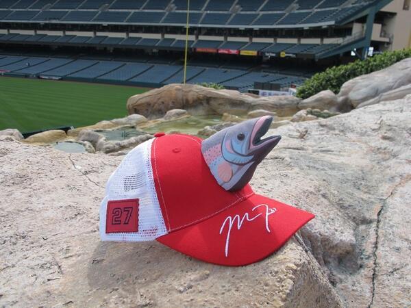 Angels give away Mike Trout fish hats (Photo)