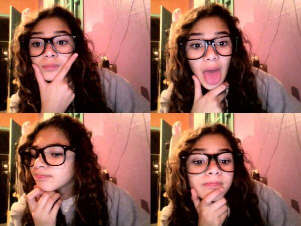 may_lokinha_'s tweet photo. U_U Oculos do mano #Rhayan #webcamtoy http://t.co/SZPezV6YYe