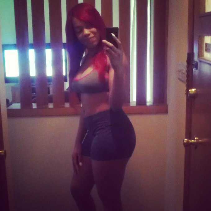 Watch February’s Finest's leaked NSFW photo on TwXstars