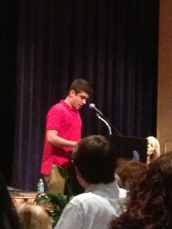 TexasJewishPost's tweet photo. @AdamKarnett gives his remarks over receiving his award, hoping he can give back to the #JCC in the future! #TJP http://t.co/lsoegDOIt0