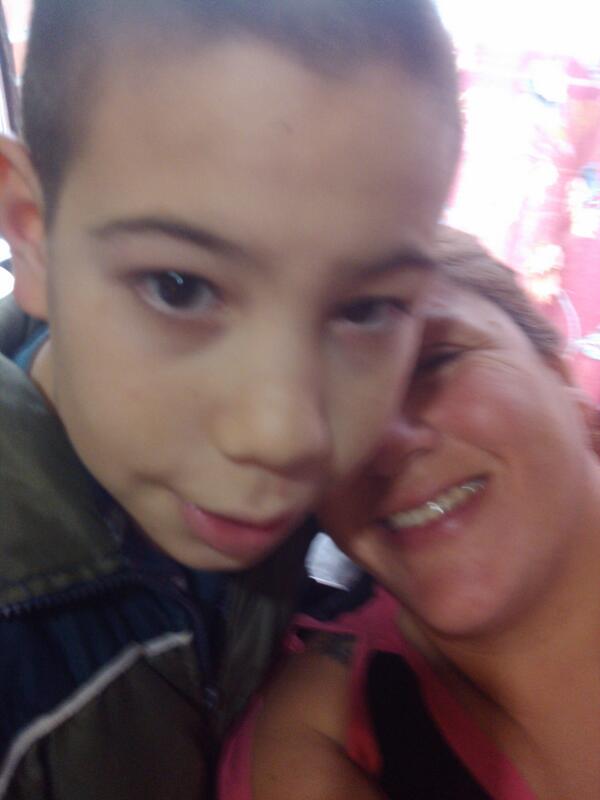 Carolin97273279's tweet photo. Con mi hermano thomy http://t.co/uDgs0s6VlD