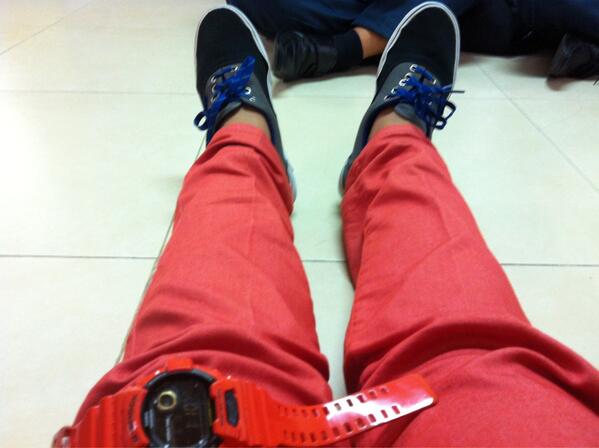 iamPARANORMAN's tweet image. #gshock #UniqloPants :)) #Vans