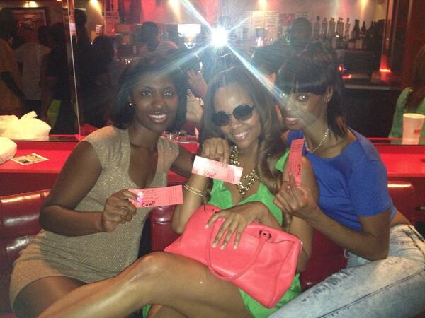 DrTre1980's tweet photo. Congrats to the 3 girls that won the free tickets to @bmoney3000 Bday bash tonight! @Sexyy_Lexie @BlOSSOMrtr http://t.co/TU8rlPTFtm