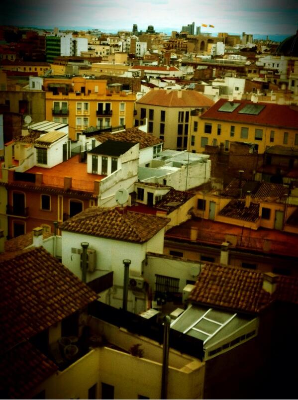 The eclectic tapestry of a Spanish city, #Valencia. I see an untapped potential above the bustling streets;