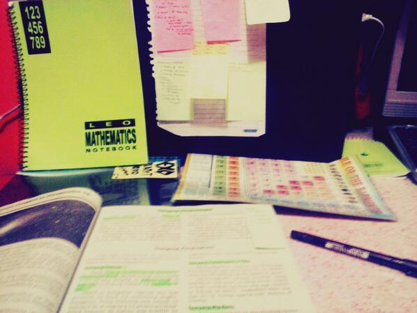 bubbleHan8's tweet image. Tinapay Situation !! 
  #Quiz #Assignm. #tomorrow :(