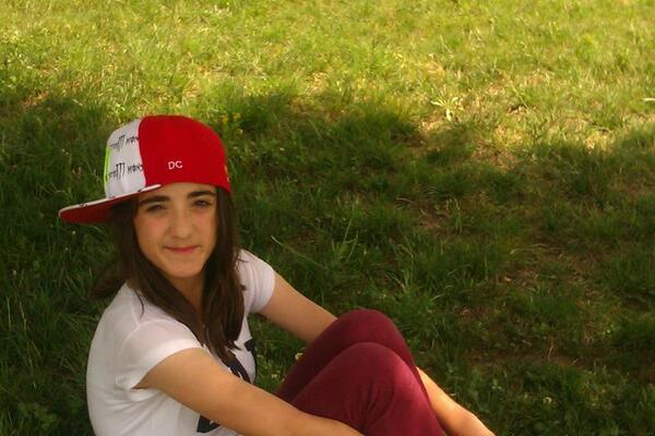 BerkilDilad's tweet photo. Biliyorum çok çirkin çıktım ma napcan.. http://t.co/2ihW2SJbya
