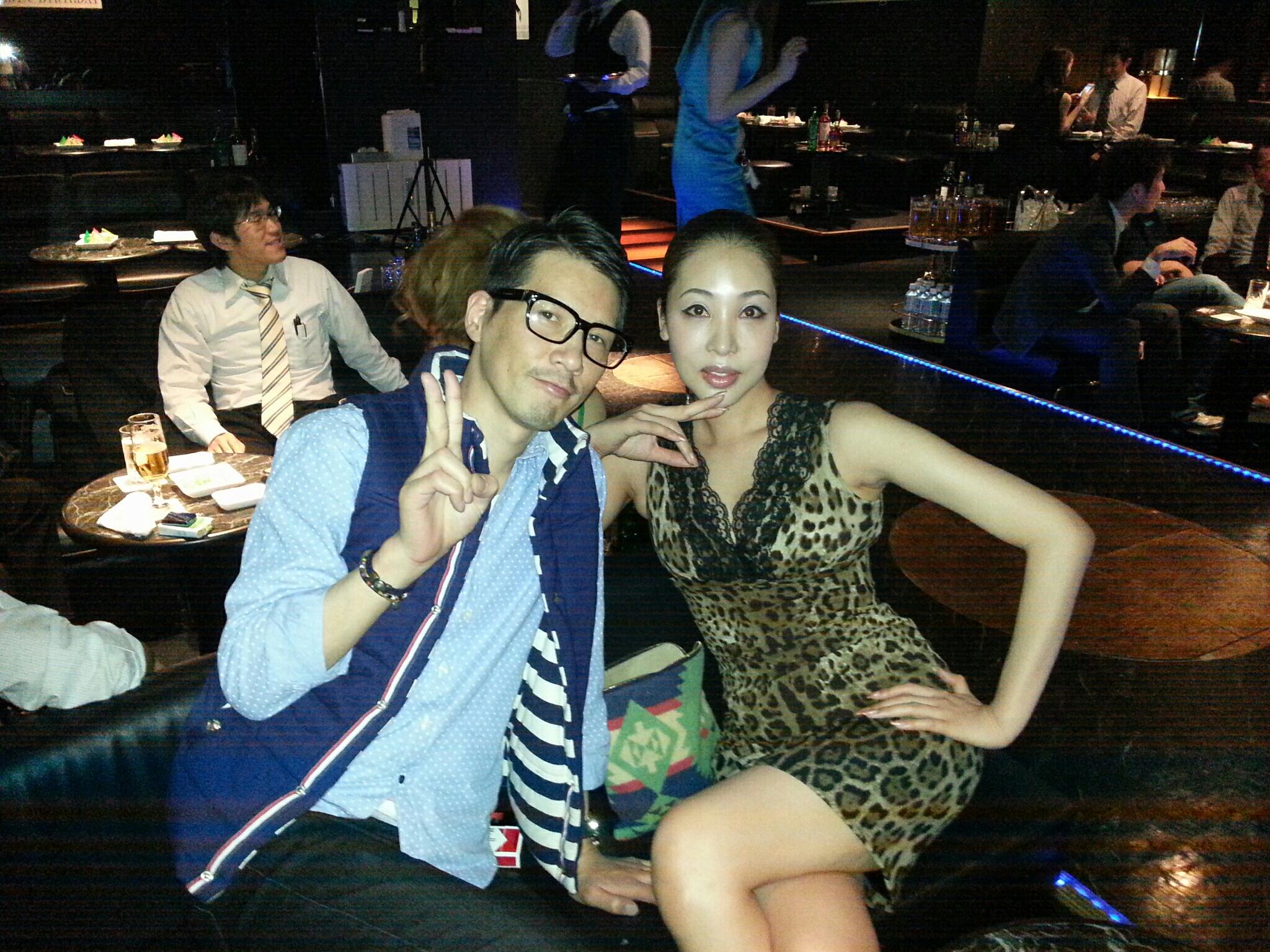 Twitter 上的 A Life 昨日 名古屋pandoraの 藤川花梨ママ来てたのにーf 定休日で会えなかった 涙 また名古屋行こうっと ４月に行った時の写メ Http T Co Nv93ncumiq Twitter