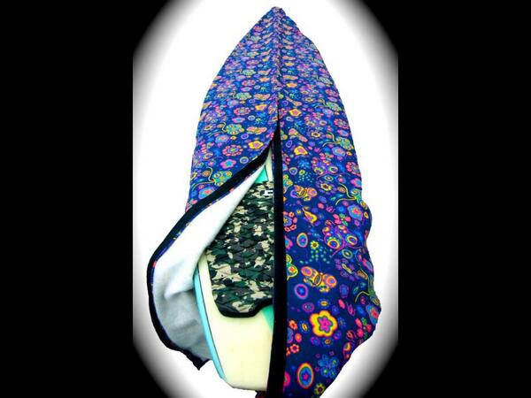 Bagasslil's tweet photo. Short board, flower power. £45#bargain http://t.co/5XRYaaWspi