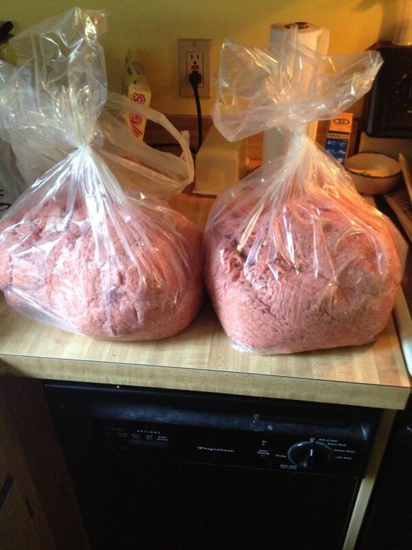 bkujawski's tweet image. I hope you guys are hungry Sunday @LukeDaly5 @LiamKing8 @DanielZidelis @RobbieHayes55 @Ryan_Sheehan7 #lotsofmeat