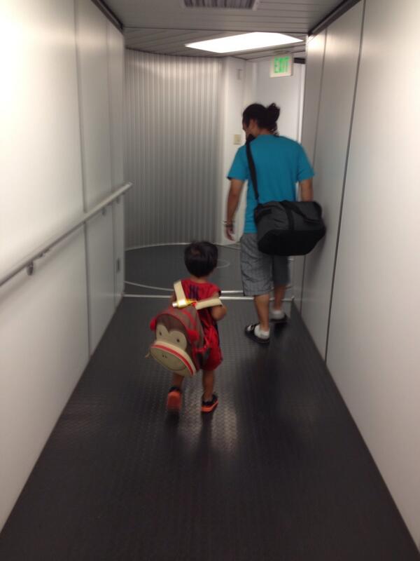 Pepper_Fresh's tweet image. Landed in #cancun #tugarlove #monkeybackpack #following #daddy
