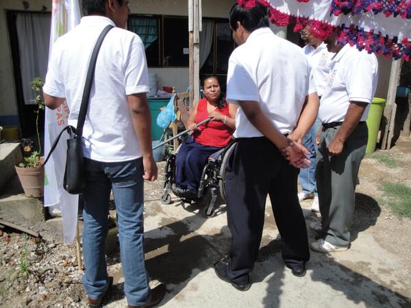 RodriCruM's tweet photo. Gracias a las personas de Santa Cruz Amilpas por dejarme entrar en sus hogares para darles a conocer mis propuestas. http://t.co/YMAEC2lhbV