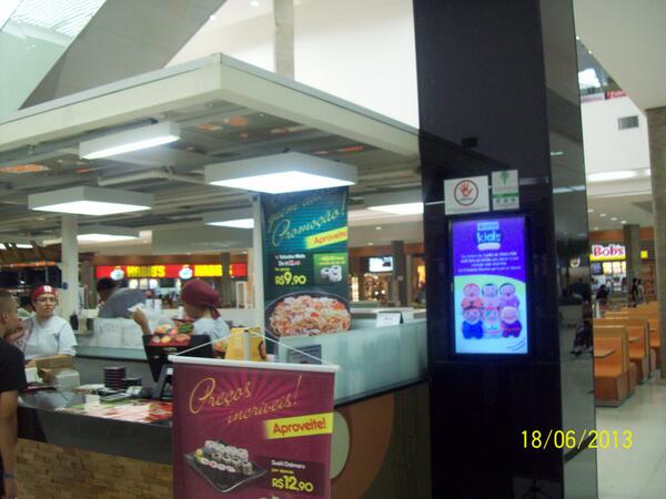 Dá uma olhada na tela da dntv no Gendai, no shopping União (Osasco)! Bem moderna, não é mesmo? #feitopeladntv