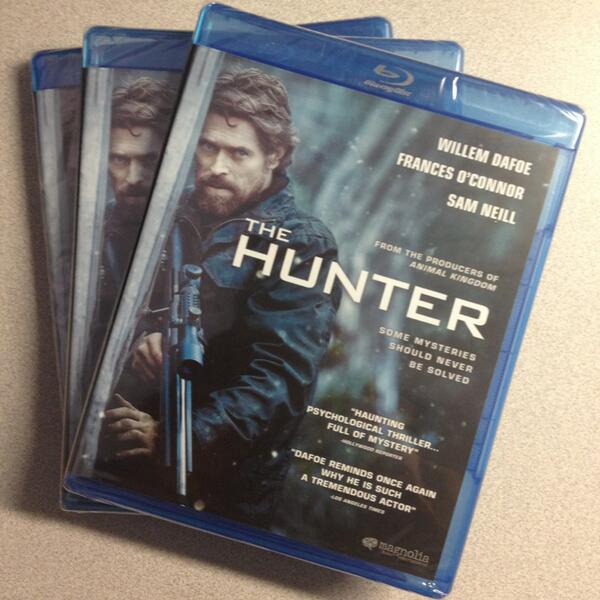 MagnoliaPics's tweet photo. #WinThingsWednesday is back! We've got 3 copies of #TheHunter up for grabs. RT this tweet by Friday, 6/21 to enter! http://t.co/bzHkpEN3ju
