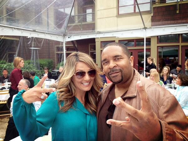 cjohnsonking5's tweet image. Hanging out with my new friend SirMixALot at @willowslodge tonight for #IVC4. @therealmix #ImStuffed