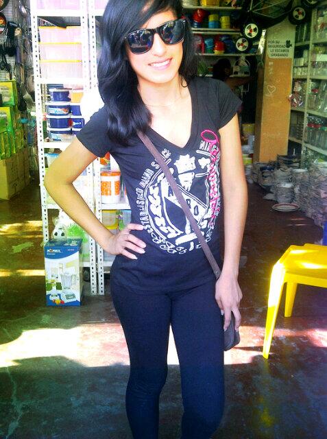 victoriazambra1's tweet photo. La vida es eso, Que da vuelta mientras tu tratas de Vivirla.♥ http://t.co/N16akuZovg