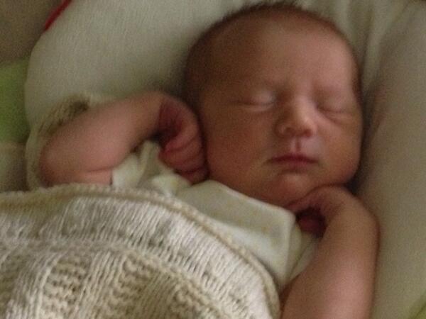 rollymon's tweet photo. Granddaughter Jo is here. http://t.co/u98Jqjy6EQ