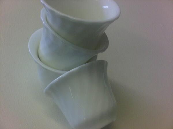 kkitchenware's tweet image. royal doulton dipping/sauce pots £4.99 each