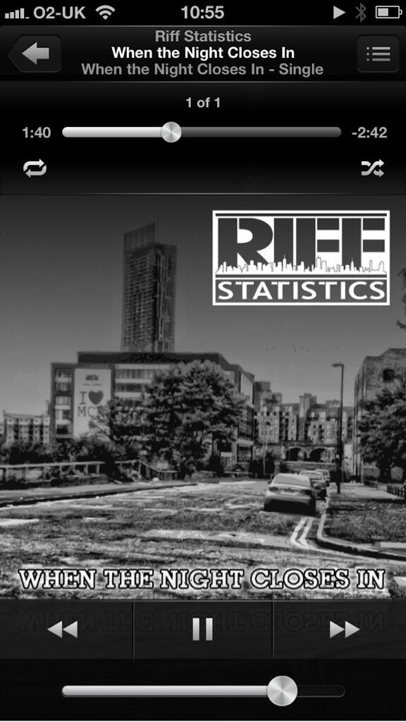 MarcusCromwell's tweet image. Awesome start 2 the day, listening to new tune from @RiffStatistics ❤👈👍😁#whenthenightclosesin quality song yet again