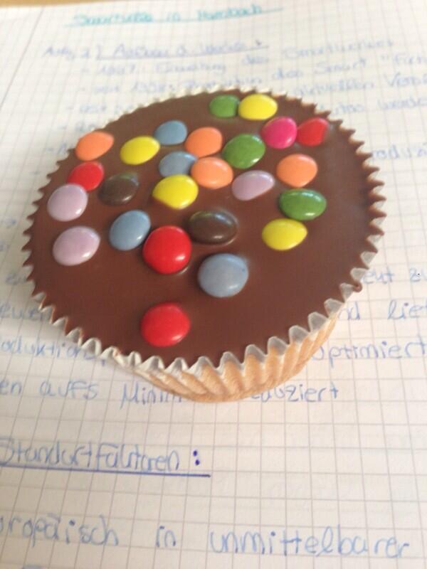 FabIBabie's tweet photo. 🍰🍪😜 http://t.co/ivdlefYbcF