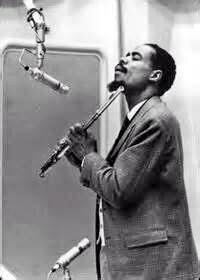 Michael_BloomMR's tweet photo. Eric Dolphy was born on this date in 1928. -
#bassclarinet #flute #altosax #Jazz -
-- http://t.co/A6PUUtbppb