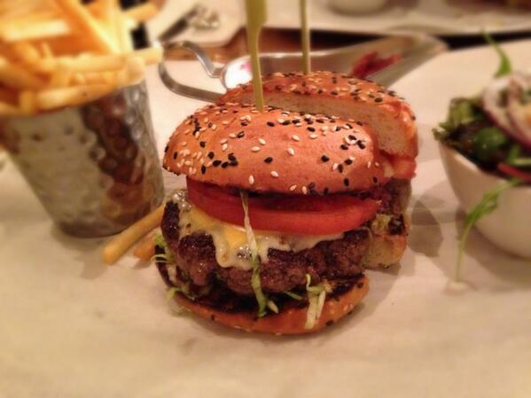 hurrell's tweet photo. Destiny's Children first #cheeseburger review has been published! Check it out http://t.co/YdvHJads46 http://t.co/NlQSuCNFjk