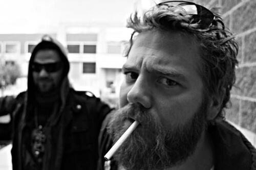 BAM__MARGERA's tweet photo. random hero http://t.co/Xbn3nimsAR