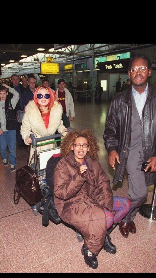 Throw back Thursday!!! Am I crying??? <a href="/GeriHalliwell/">Geri Horner</a> stop arrhhhh