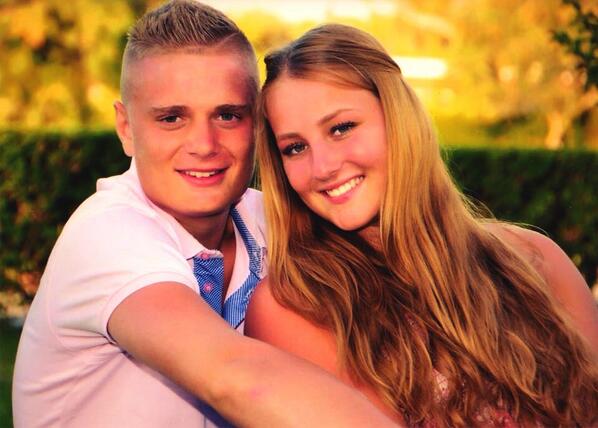 clowntje_'s tweet photo. I love u my everything, much things are happend buth we gonna make it togheter! Never without you big kiss @kellbebe http://t.co/0HvnXtbRta