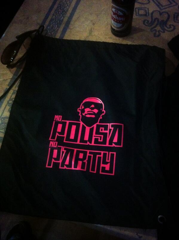 pousazamora's tweet photo. @pousazamora: Seguimos con el merchandising de @pousazamora 
#nopousanoparty http://t.co/C756IzZbF1
