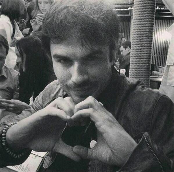 bethxddd's tweet photo. Ian, you're killing me you beautiful man *__* http://t.co/1Z7u2AjiGM