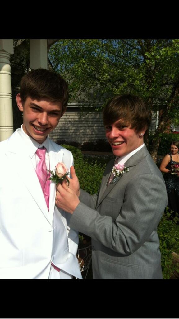 JoshWilkinson20's tweet image. #tbt me and @dom_poya88 #prom2012 #whatAnight