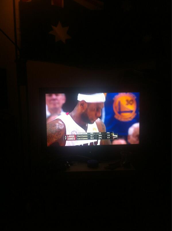 GiHyunNam's tweet photo. @NBA watching game 7 at 3:34 am in maastricht the Netherlands. Awesome! http://t.co/lWVd06OgqS