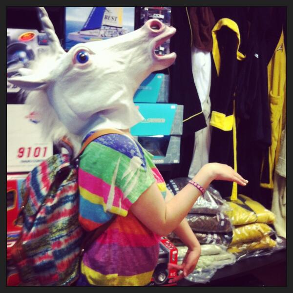 cereza1128's tweet photo. " @AlyseFaye do what feels natural!"..." That's what I feel like I would do if I was always like this lol " http://t.co/kguBlWna7u