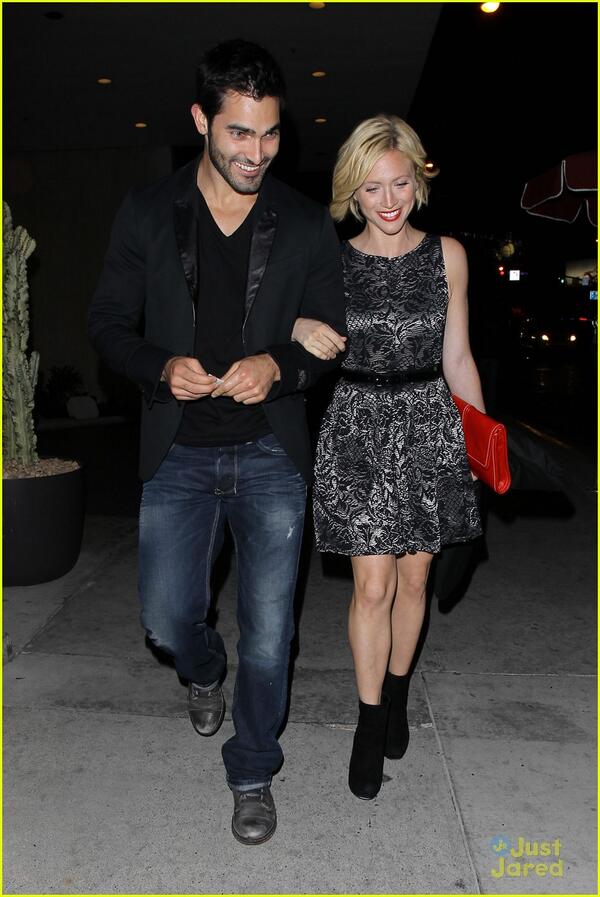 FakeTHoechlin's tweet photo. http://t.co/nREdmyUMVH