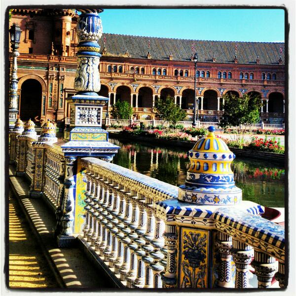 One of the most beautiful place in Seville. Come to Seville! #Spain #travel #traveling #Tourism #turismo #Seville