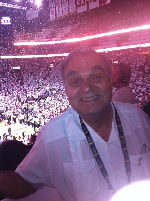 BNQZtAjCUAAm7UA.jpg:large