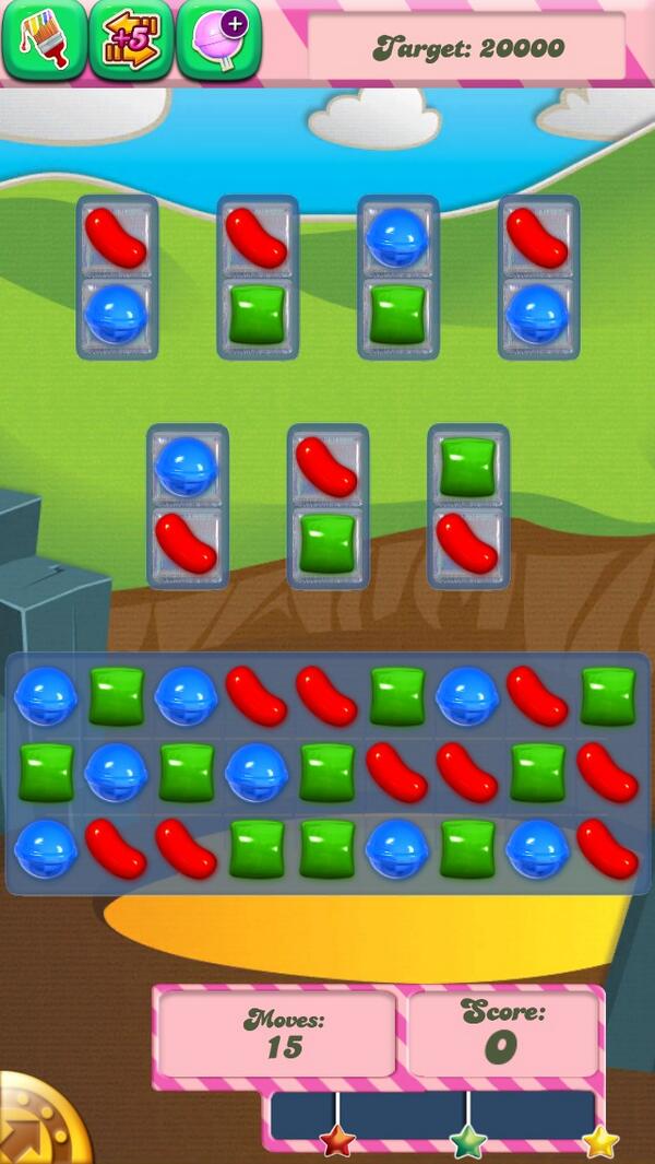 LindseyPosner's tweet photo. Someone tell me how to beat this shit!! How do you get three of a kind with two squares?! #solost http://t.co/OGJKbr8aTO